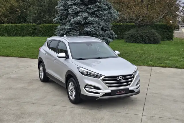 Hyundai TUCSON 1.6i Essence ** Keyless - Caméra ** GAR 12M