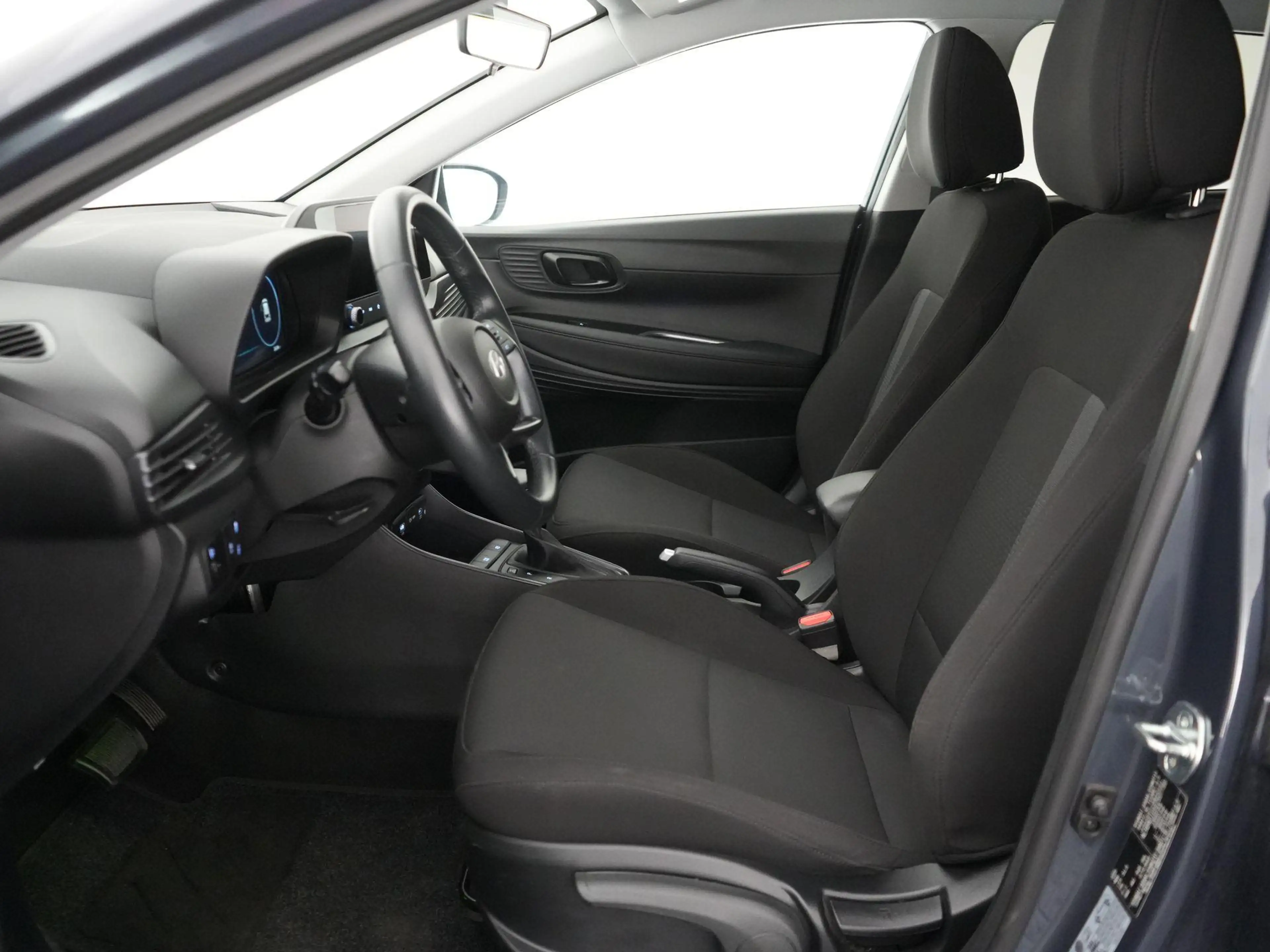 Hyundai i20 1.0 T-GDi 48V 7-DCT 74kW Techno — photo 10