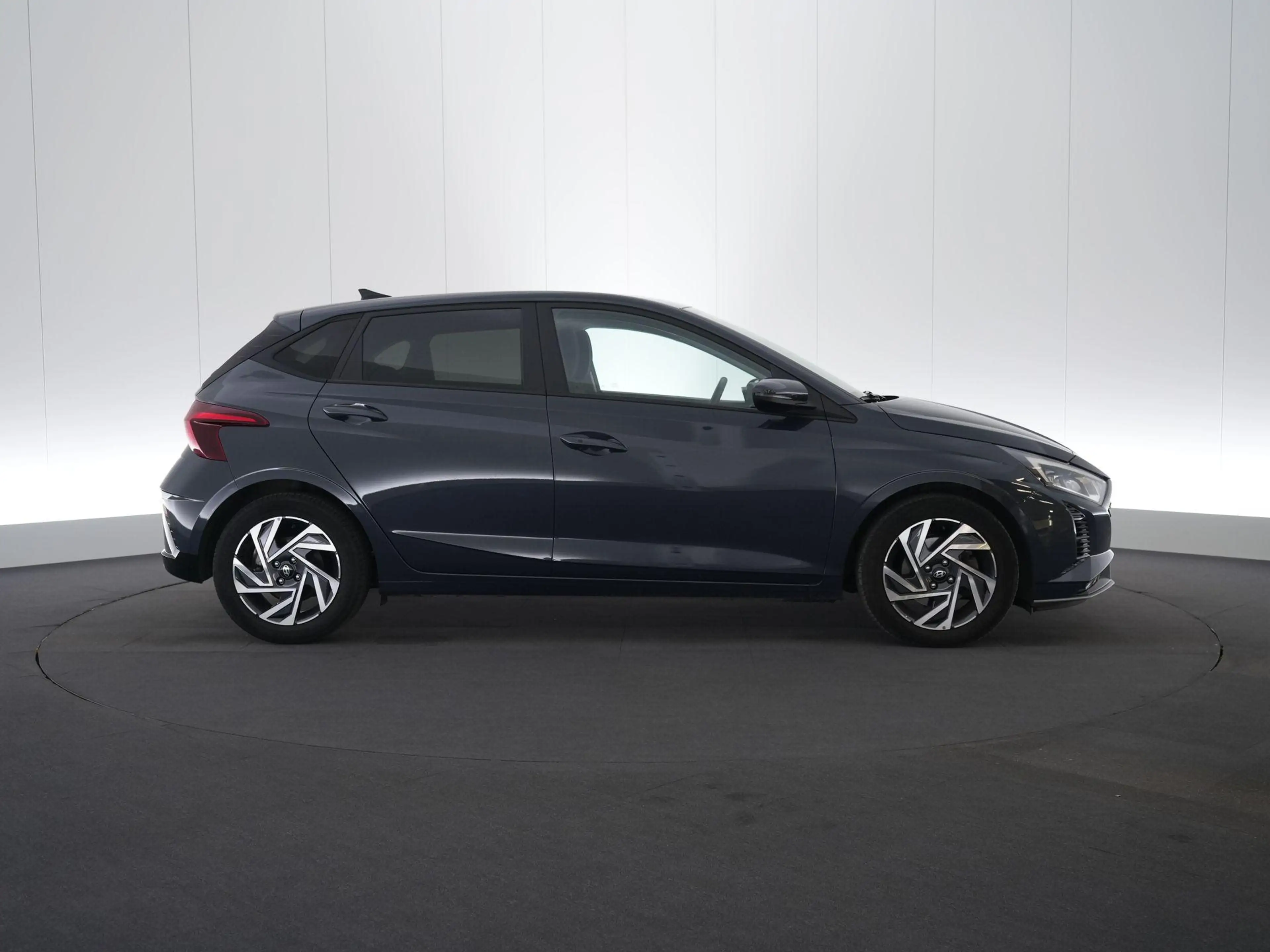 Hyundai i20 1.0 T-GDi 48V 7-DCT 74kW Techno — photo 6