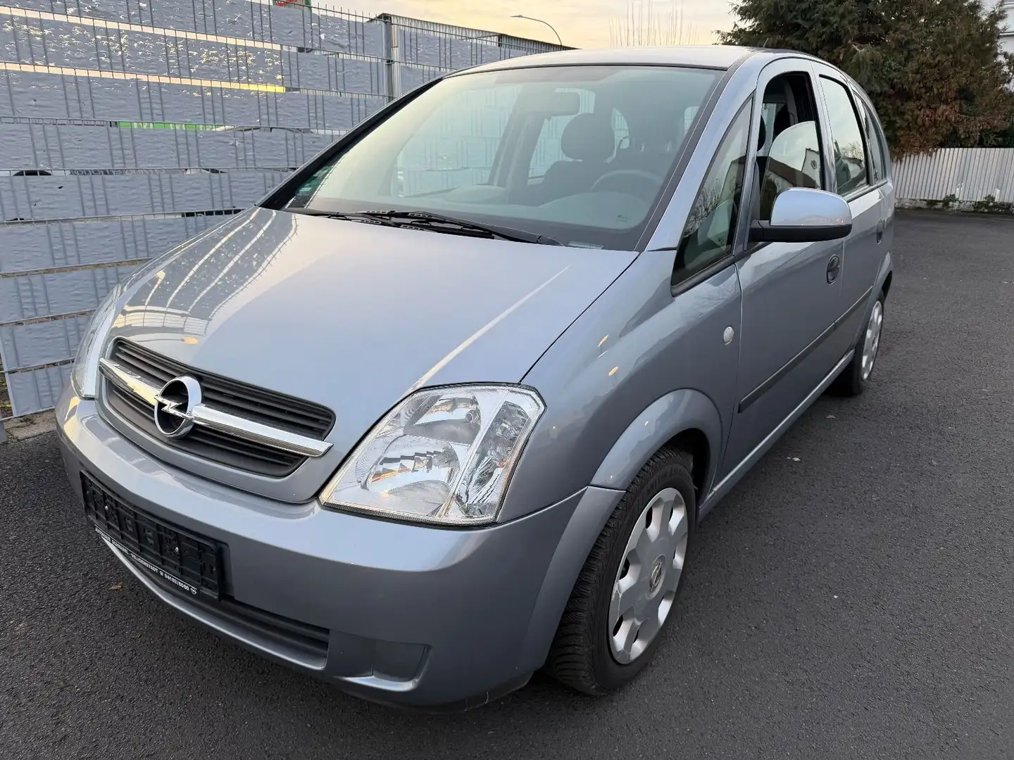 Opel Meriva *KLIMA*TÜV NEU*1.HAND*SCHECKHEFT Срібний - 1