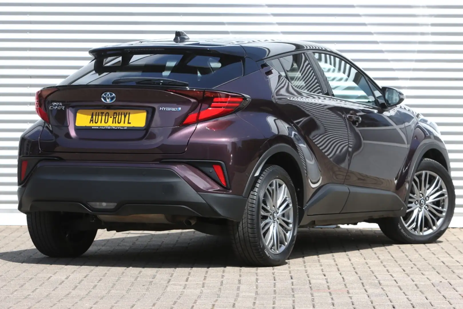 Toyota C-HR 1.8 Hybrid Style Bi-Tone Carplay / Safety Pakket / Marrone - 2