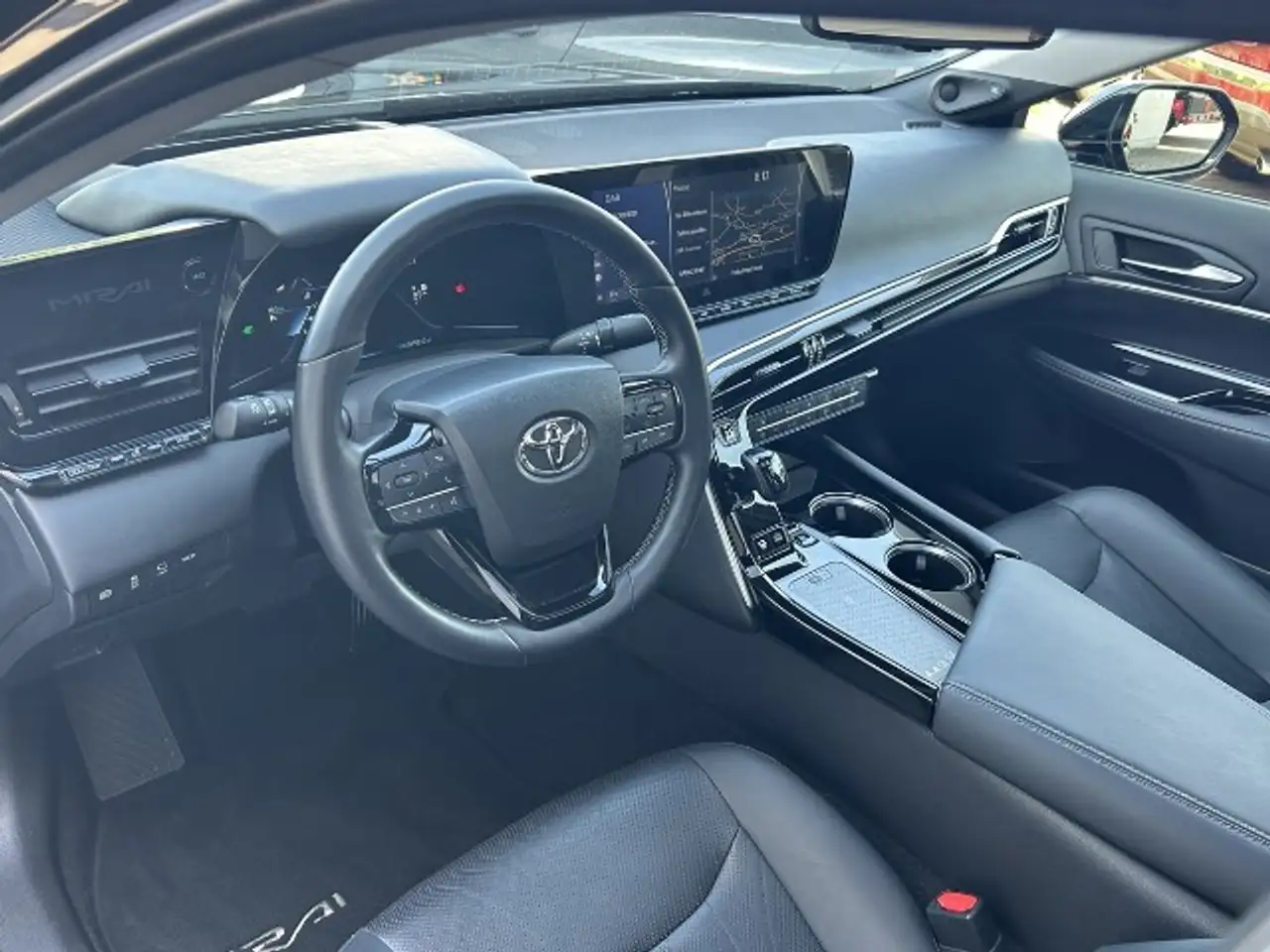 Toyota Mirai Advanced — photo 4