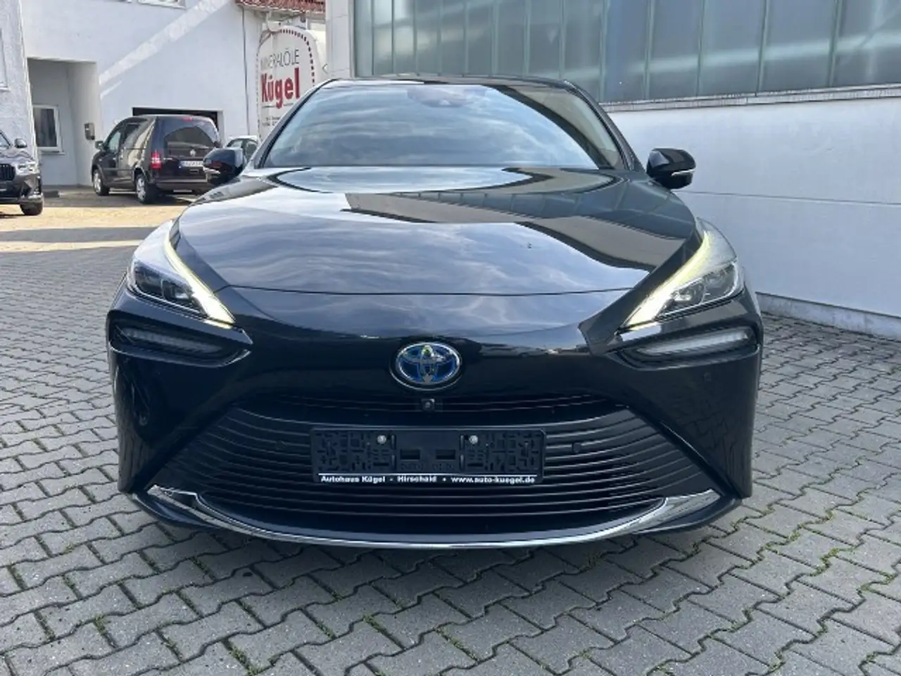 Toyota Mirai Advanced — photo 2