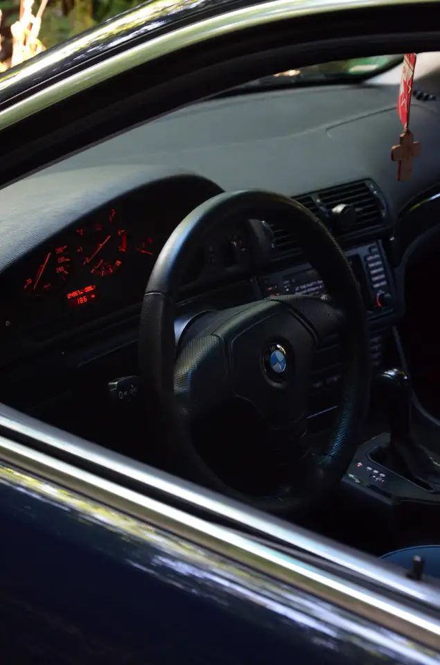 BMW 520 iA, foto 4