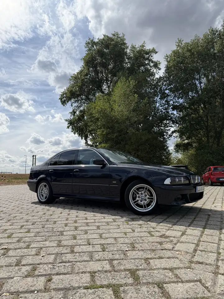 BMW 520 iA, foto 8