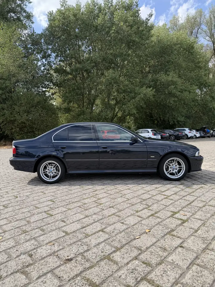 BMW 520 iA, foto 11