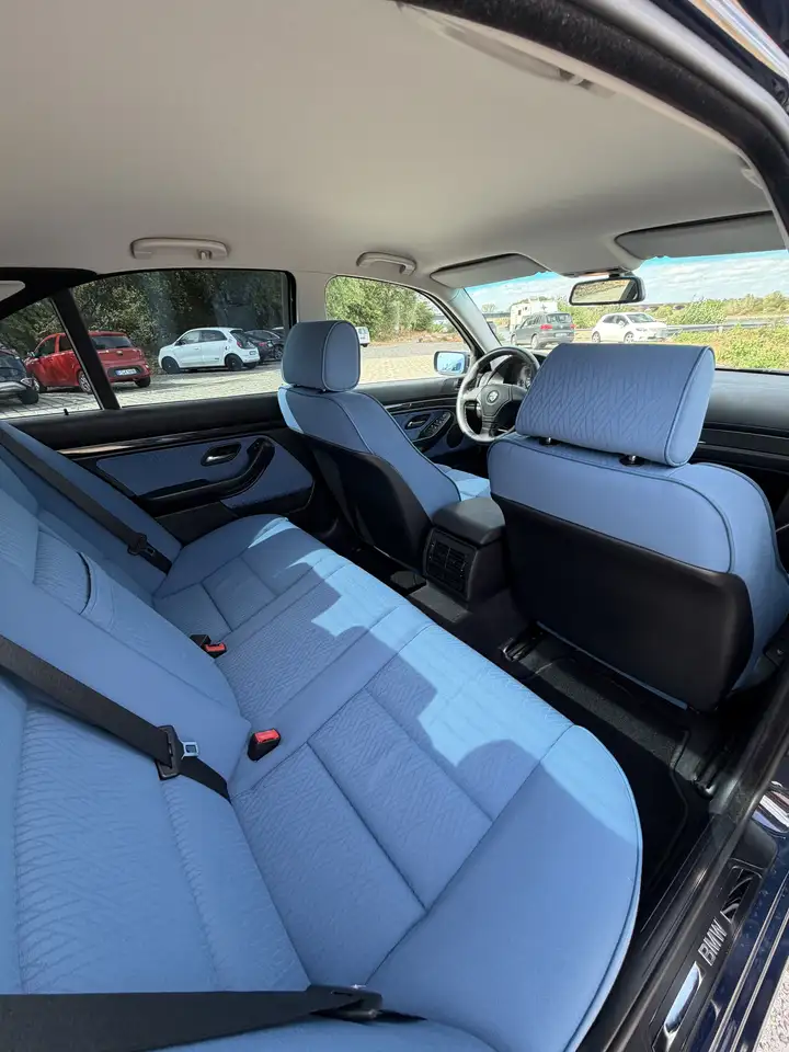 BMW 520 iA, foto 12