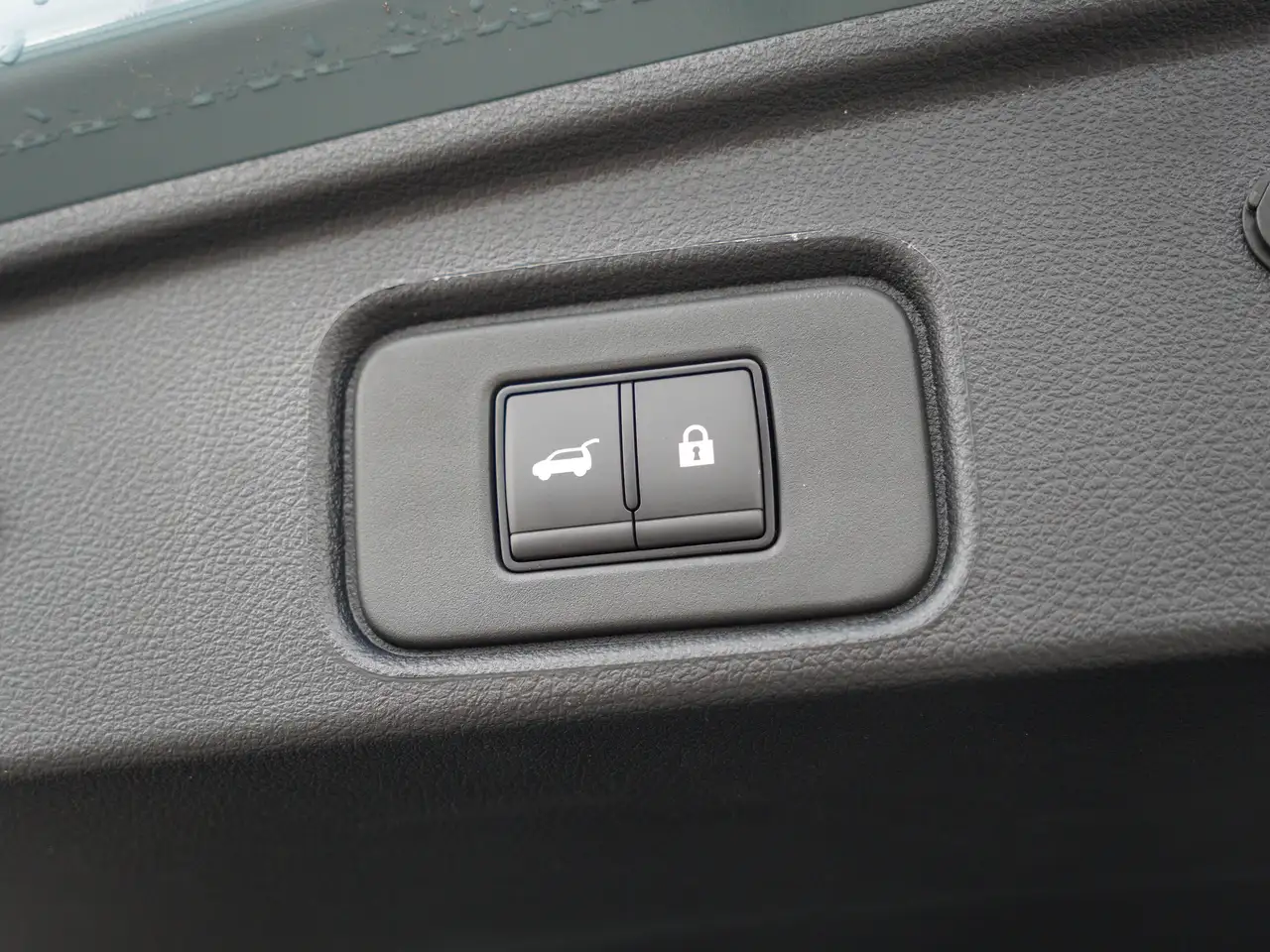 Nissan Pathfinder снимка Nissan Pathfinder