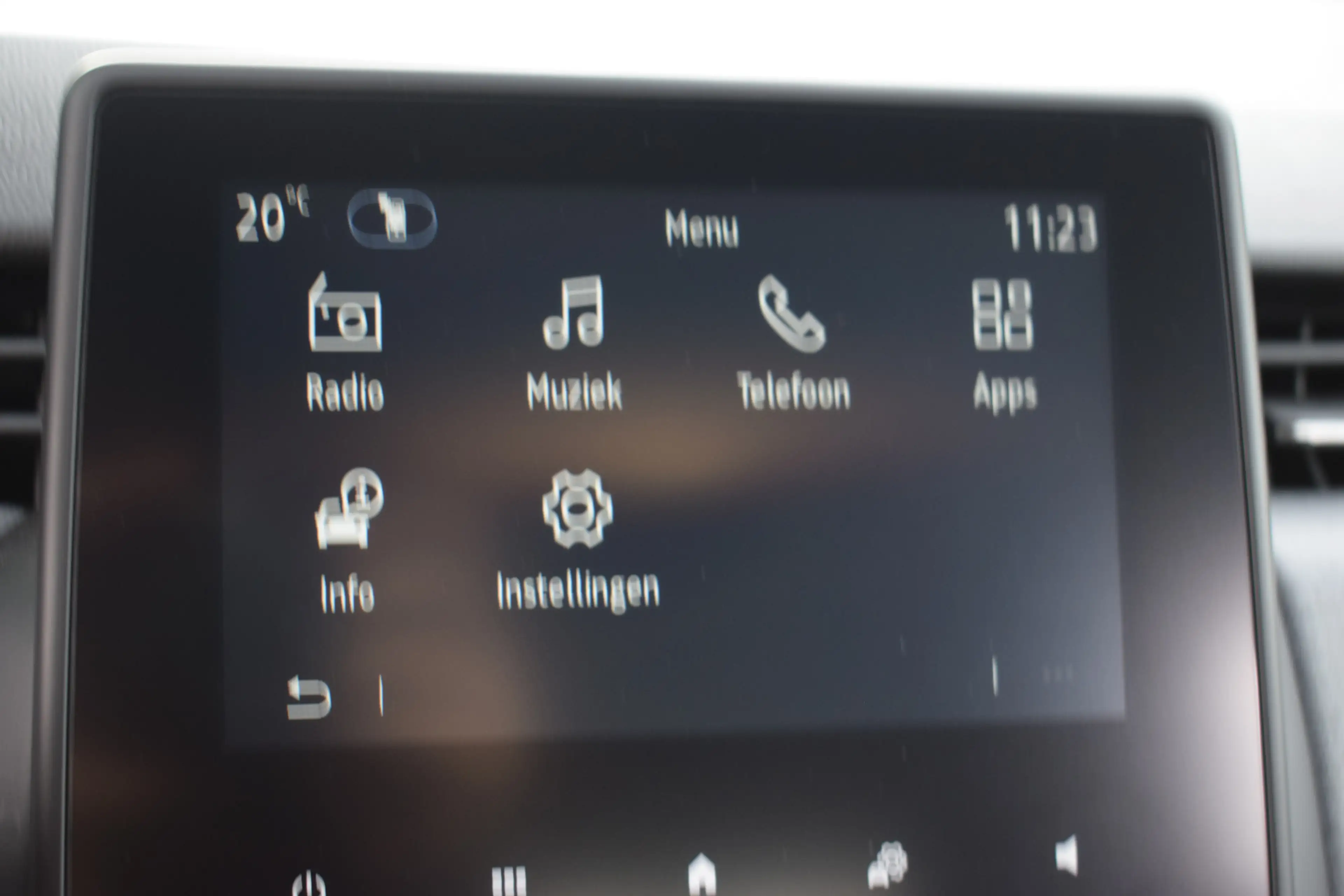 Mitsubishi Colt 1.0T MT Intense | Camera | Climate | Cruise | Appl — photo 14