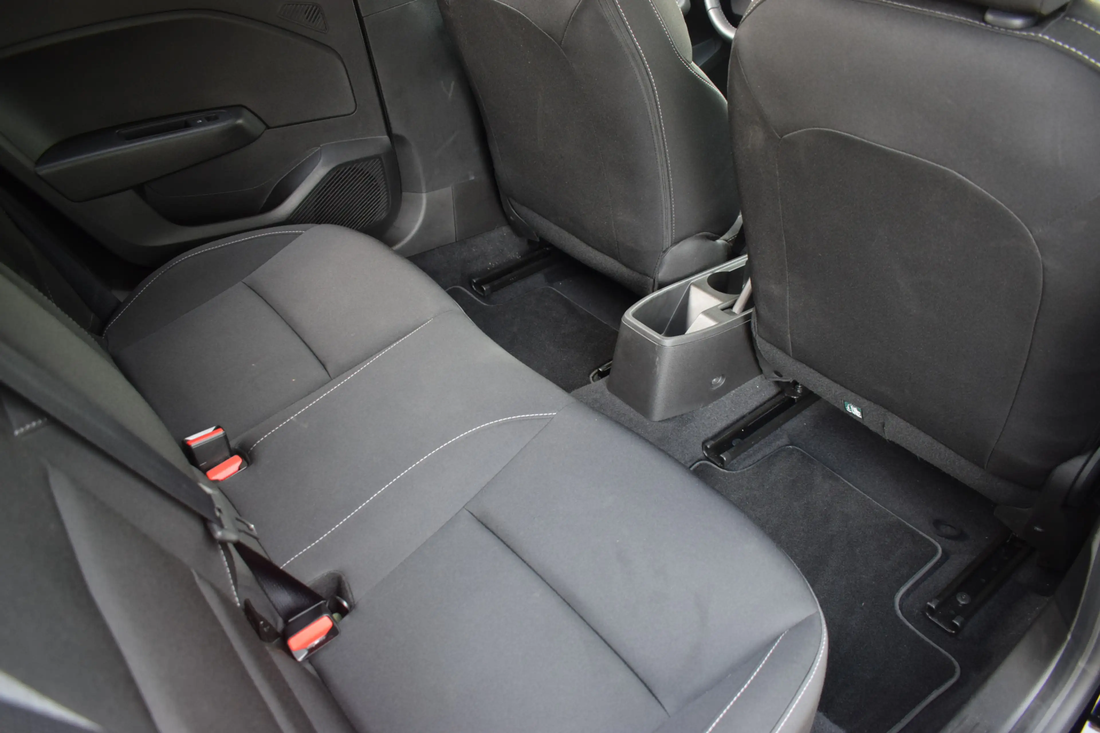 Mitsubishi Colt 1.0T MT Intense | Camera | Climate | Cruise | Appl — photo 8