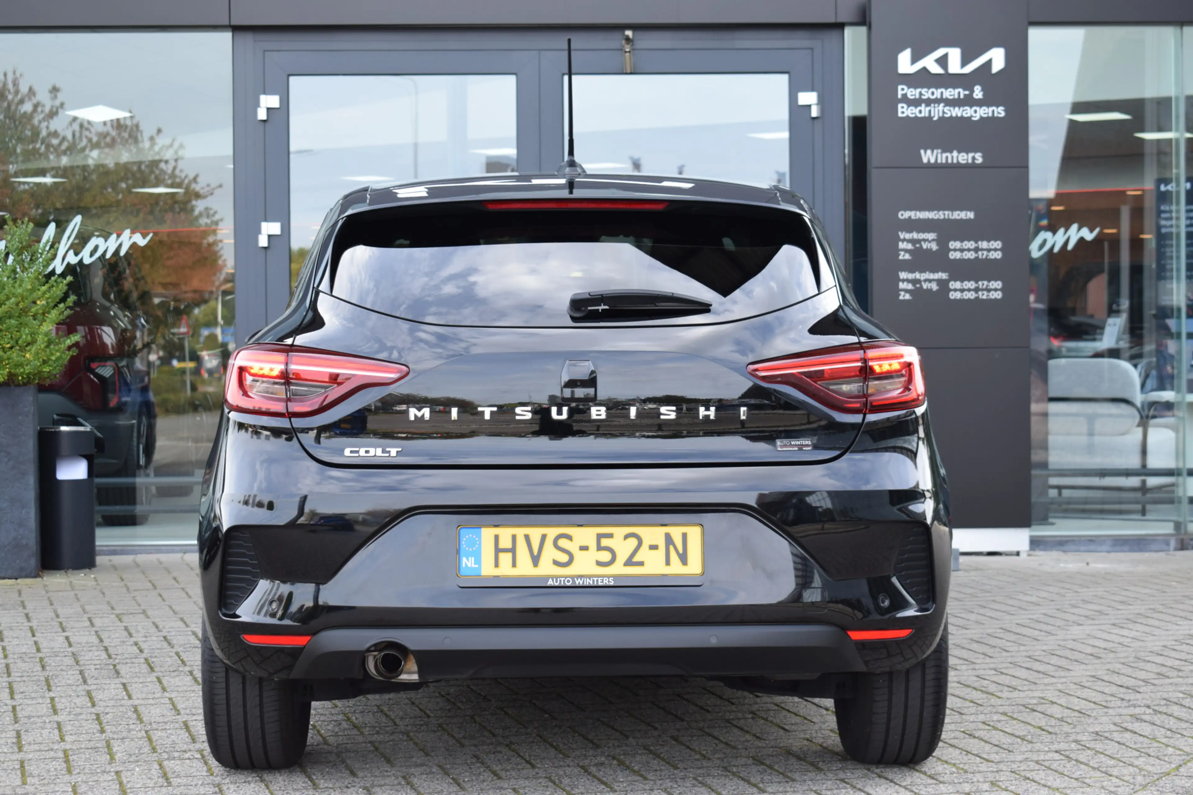 Mitsubishi Colt 1.0T MT Intense | Camera | Climate | Cruise | Appl — photo 17