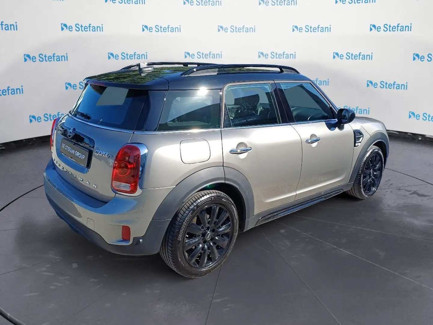 MINI Cooper D Countryman Countryman 2.0 Cooper D Hype auto my18 Argintiu - 2