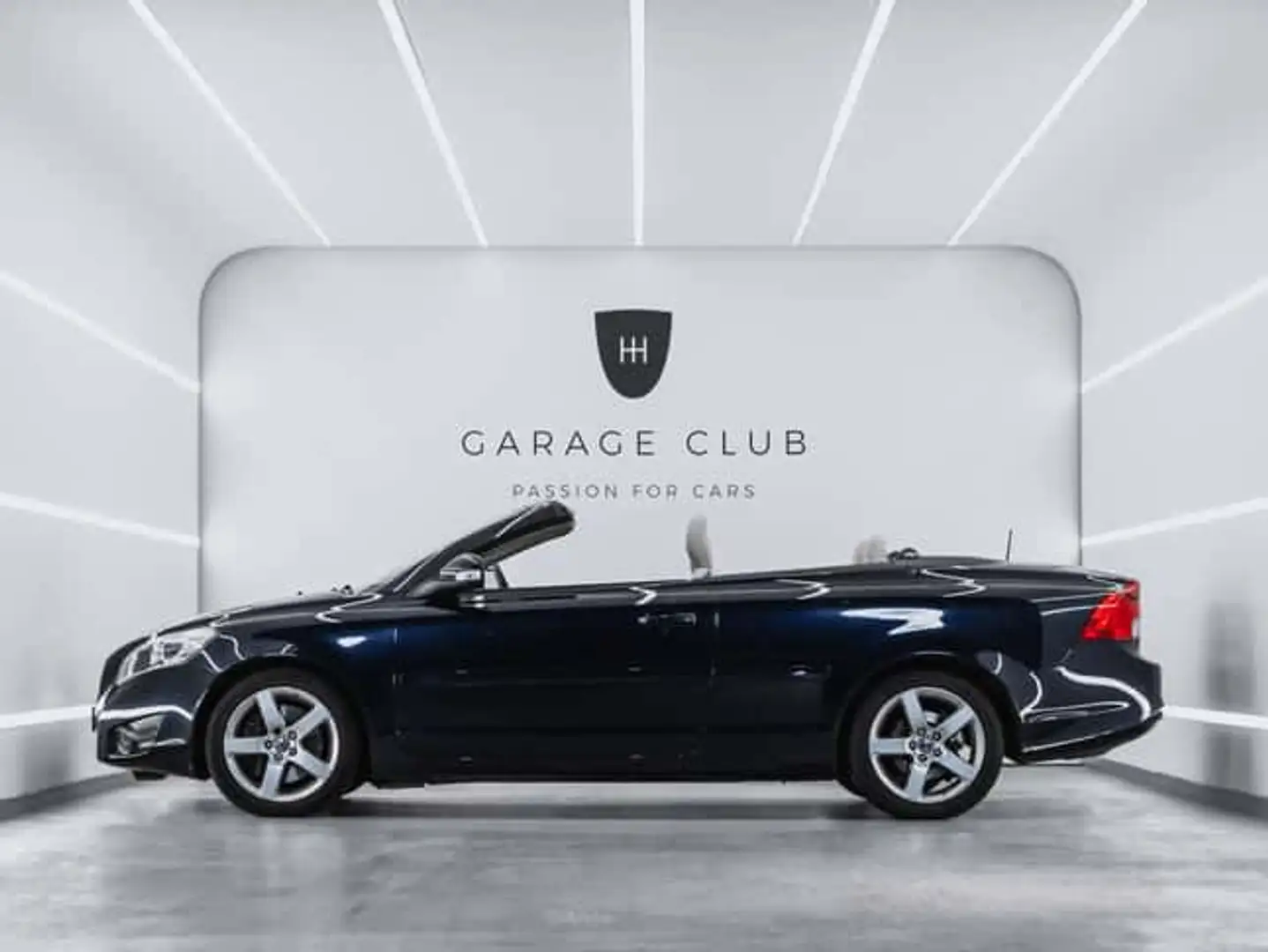 Volvo C70 2.0D Momentum Azul - 2