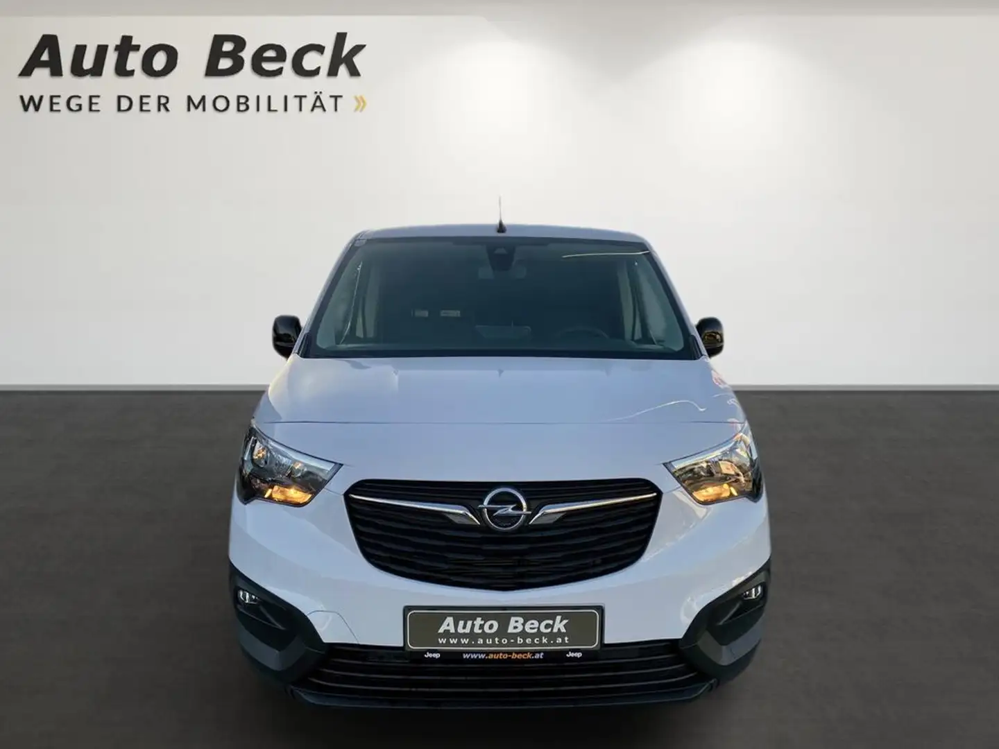 Opel Combo Cargo M BlueHDI 130 S&S Weiß - 2