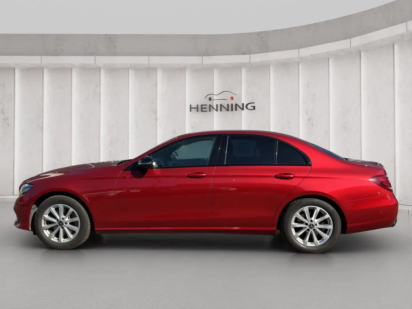 Mercedes-Benz E 200 4M Avantgarde Multibe Widescreen AHK Night Rot - 2