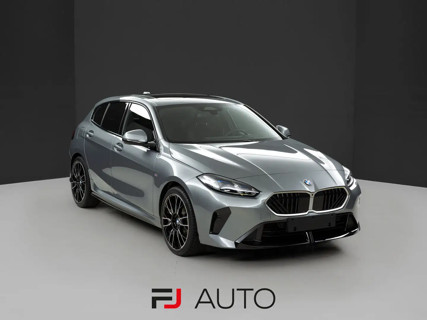 BMW 120 120d 48V MSport auto M Sport Grau - 1