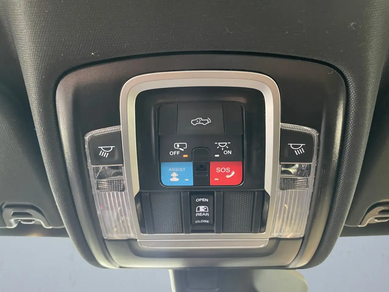 RAM 1500 photo RAM 1500