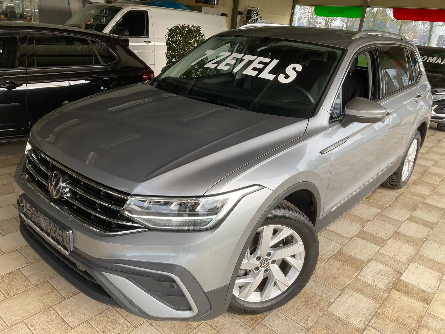 Volkswagen Tiguan Allspace -AUTOMAAT -7 zetel -Airco -GPS -ACC -Wegkl. Trekhk Argent - 2