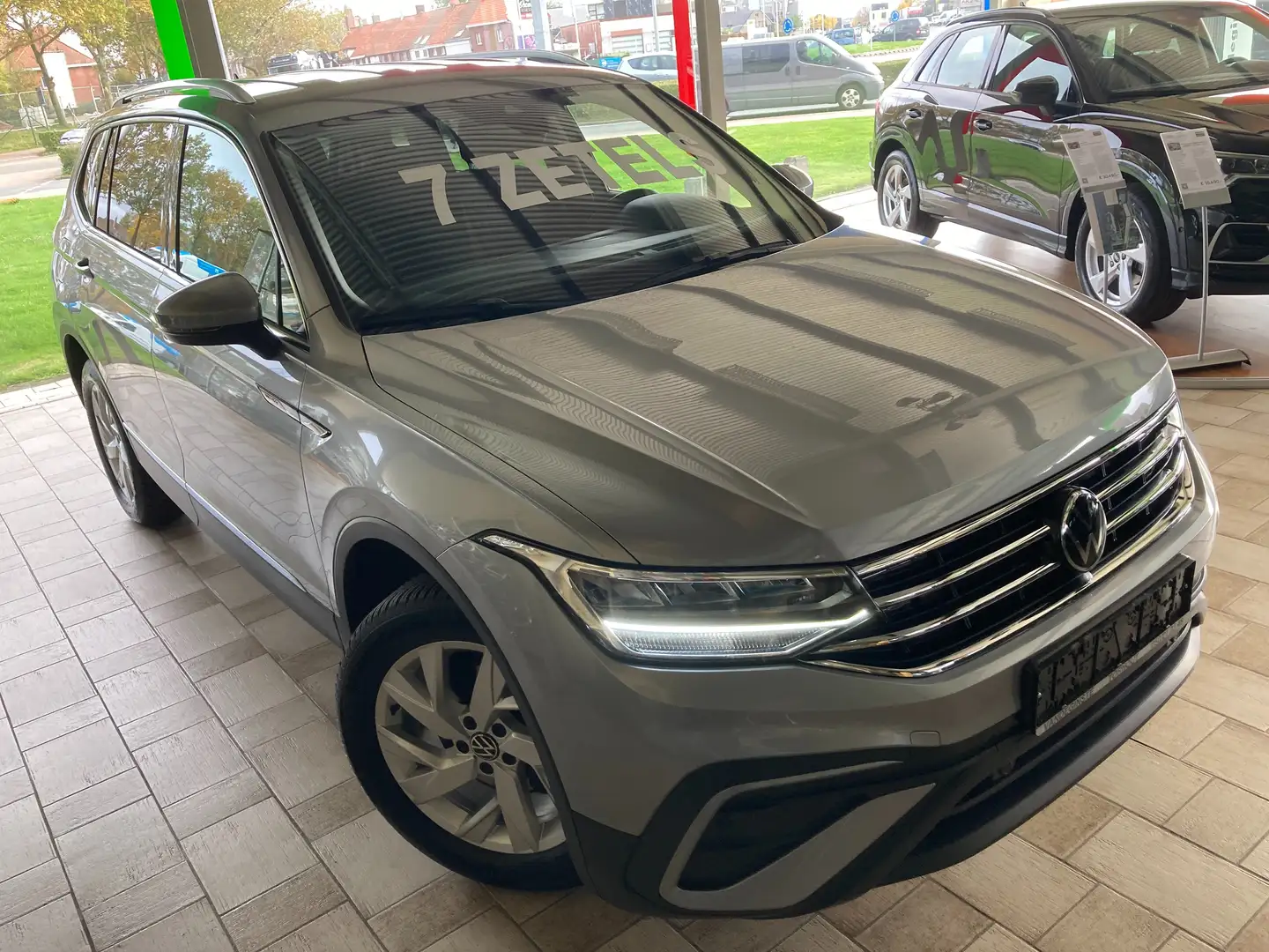 Volkswagen Tiguan Allspace -AUTOMAAT -7 zetel -Airco -GPS -ACC -Wegkl. Trekhk Zilver - 2