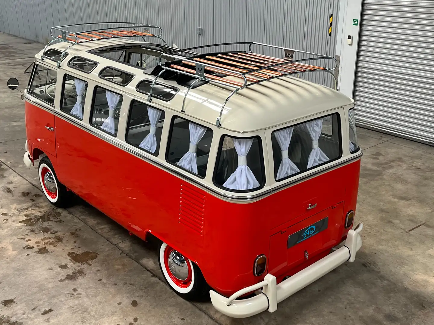 Volkswagen T1 Kombi Samba Ombouw 23 Window Safari Windows Rojo - 2