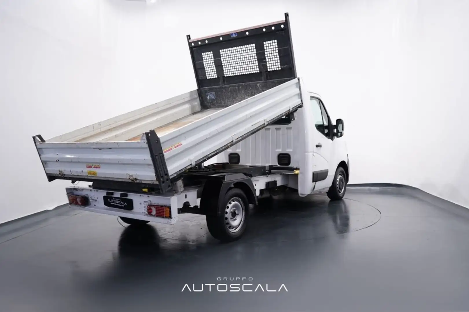 Renault Master T35 2.3 dCi 135 PM Cassone Ribaltabile Ice Bianco - 2