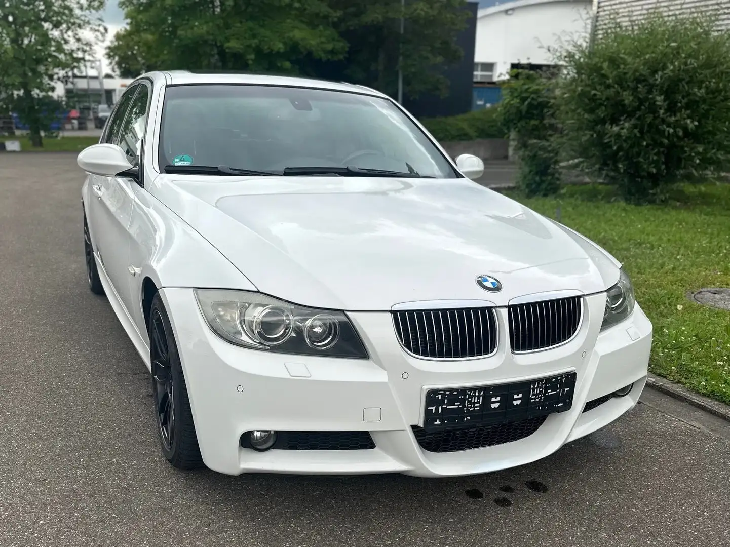 BMW 325 325d DPF Aut. Bílá - 1