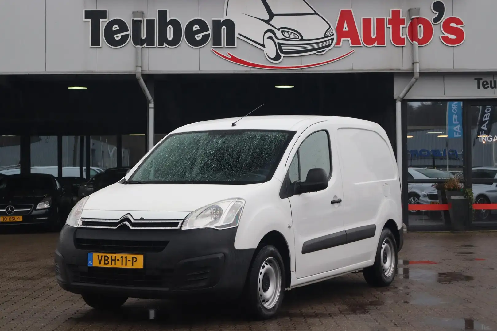 Citroen Berlingo 1.6 BlueHDI 100 Club Economy S&S Camera, Cruise co Wit - 1