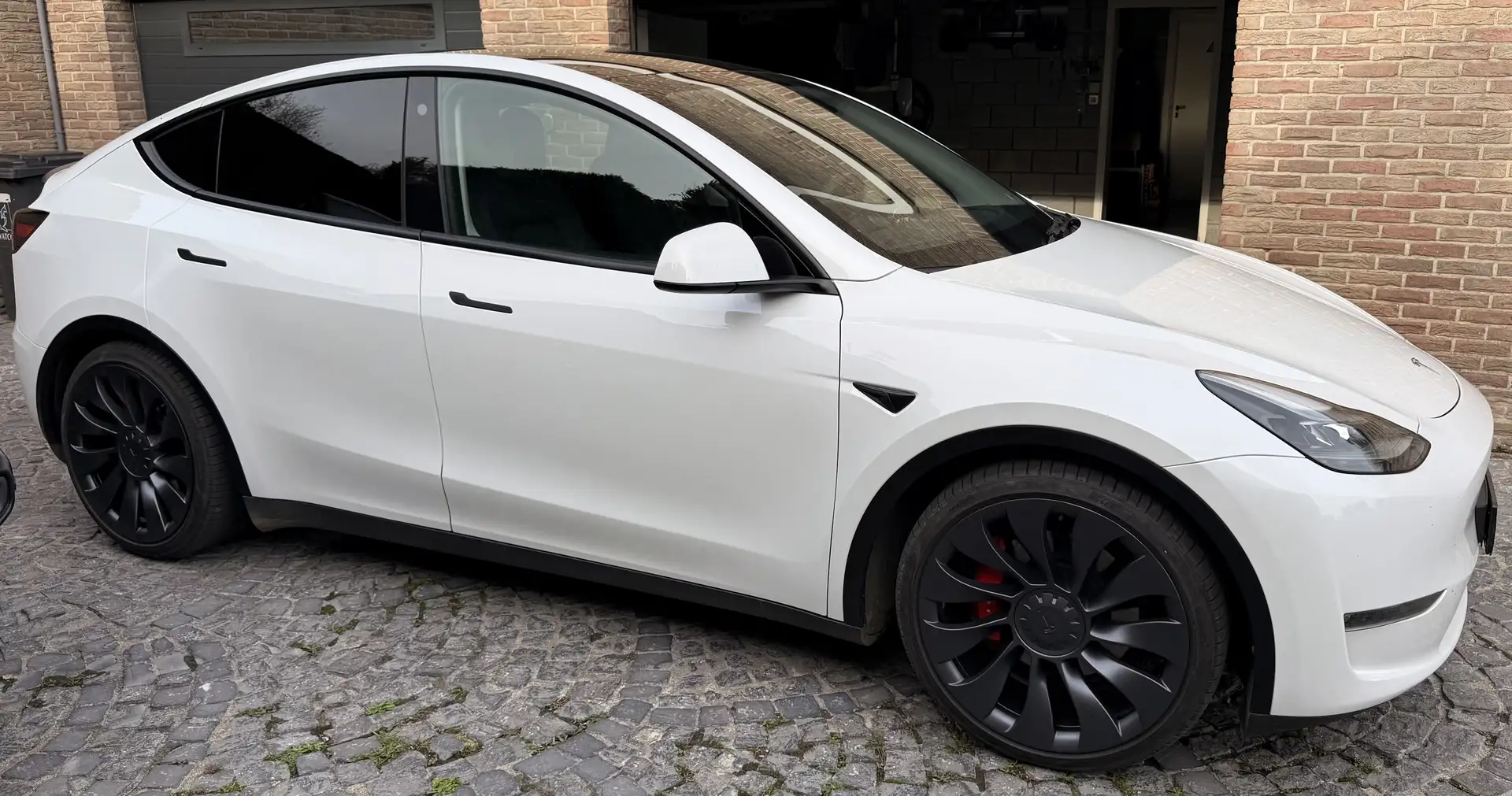 Tesla Model Y Performance Dual Motor AWD TVA Lux Déductible Blanc - 1