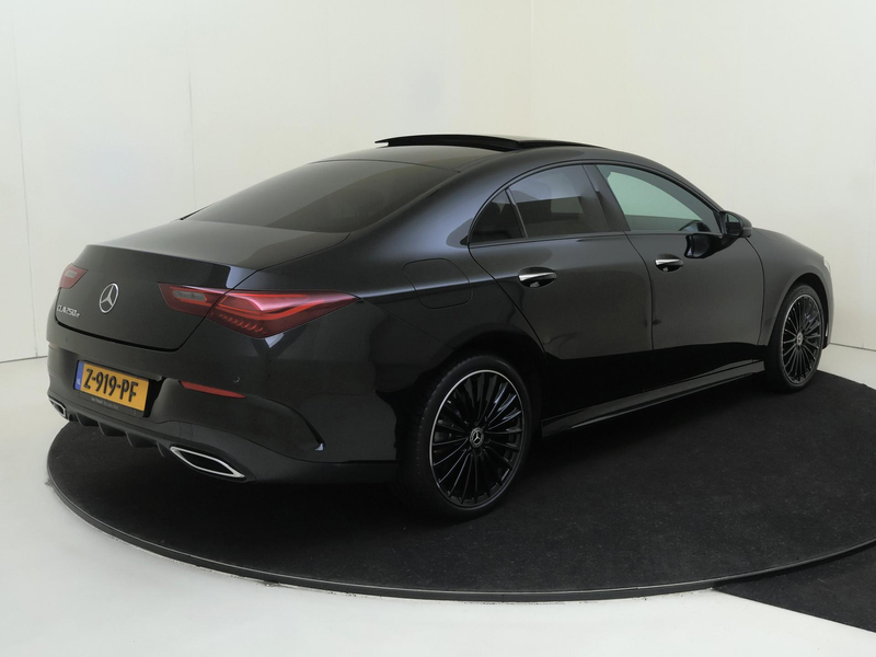 Mercedes-Benz CLA 250 e Star Edition AMG Line Plus Panoramadak / Head-up — photo 4