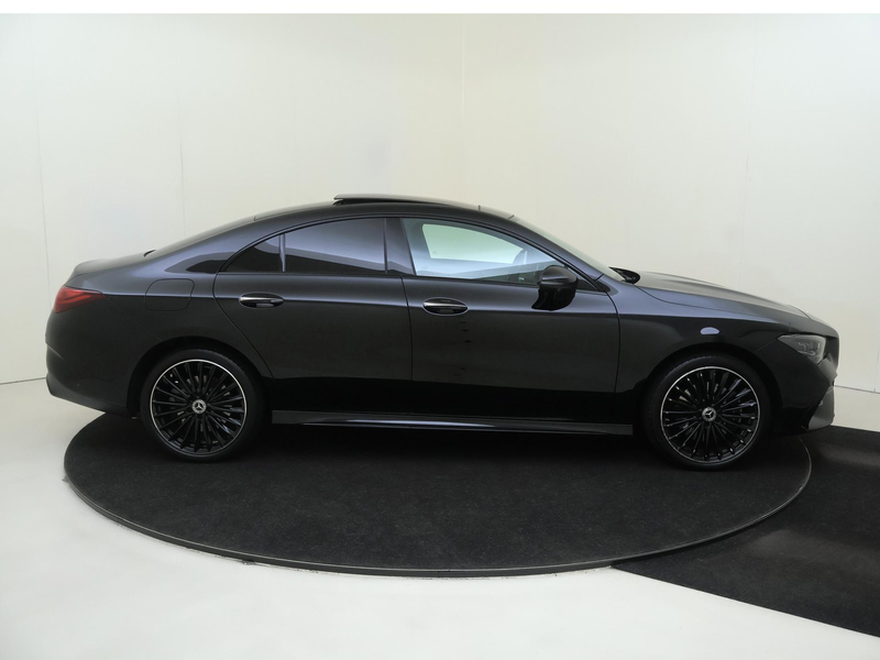 Mercedes-Benz CLA 250 e Star Edition AMG Line Plus Panoramadak / Head-up — photo 9