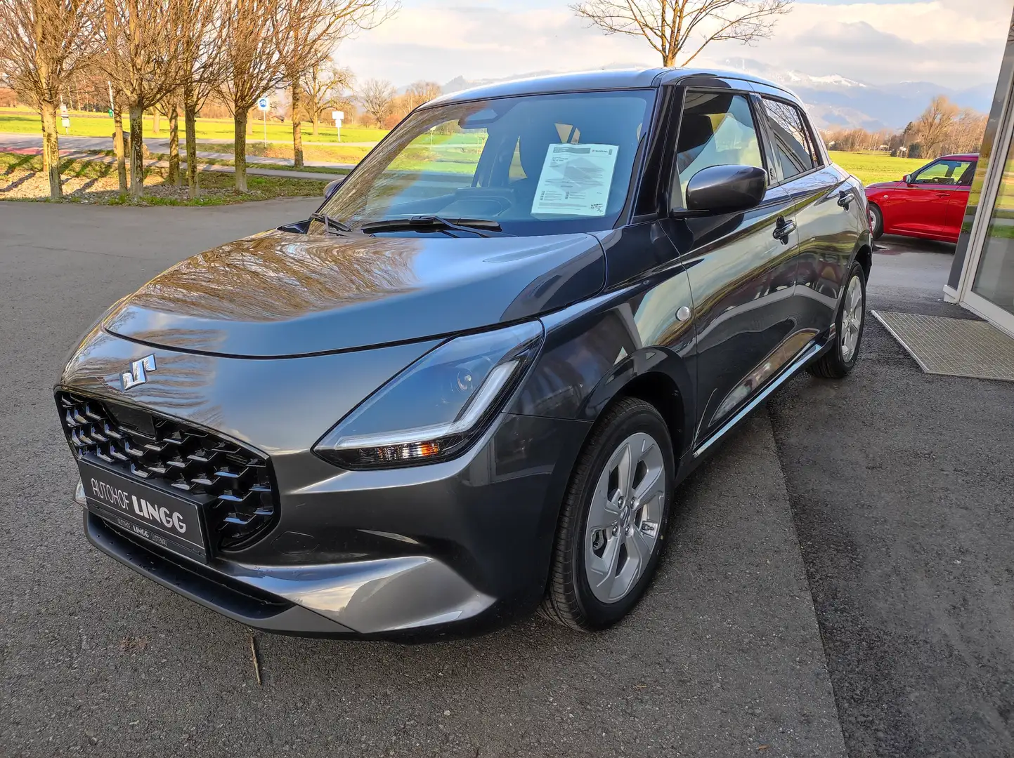 Suzuki Swift 1,2 Hybrid shine CVT Automatik PROMPT VERFÜGBAR Gris - 1