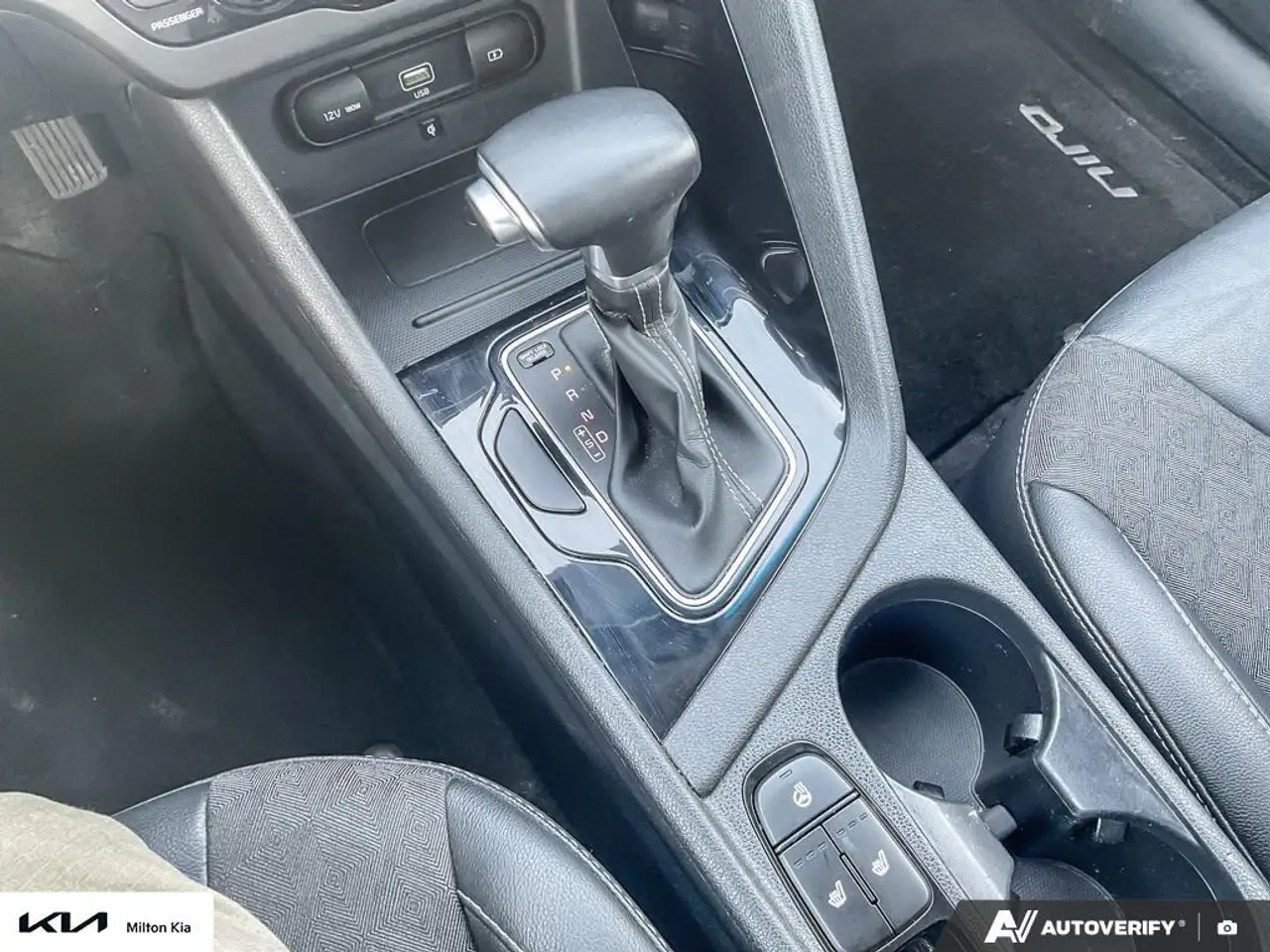 Kia Niro снимка Kia Niro