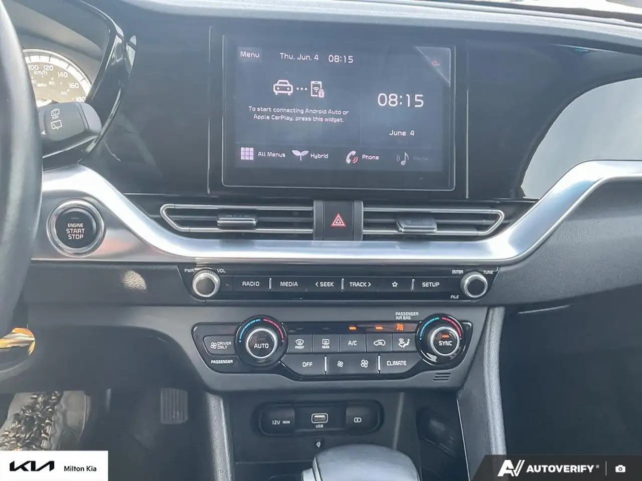 Kia Niro снимка Kia Niro