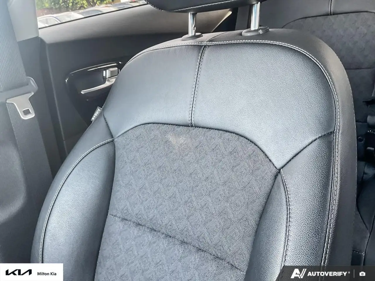 Kia Niro снимка Kia Niro