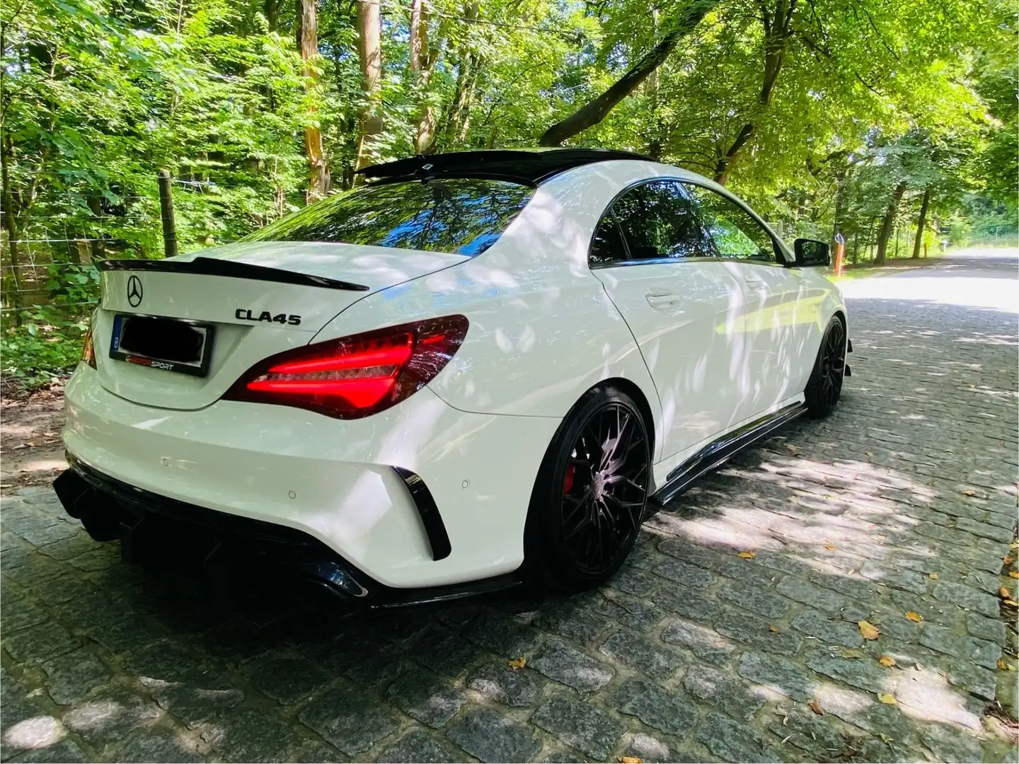 Mercedes-Benz CLA 45 AMG 4Matic Speedshift DCT 7G - 2