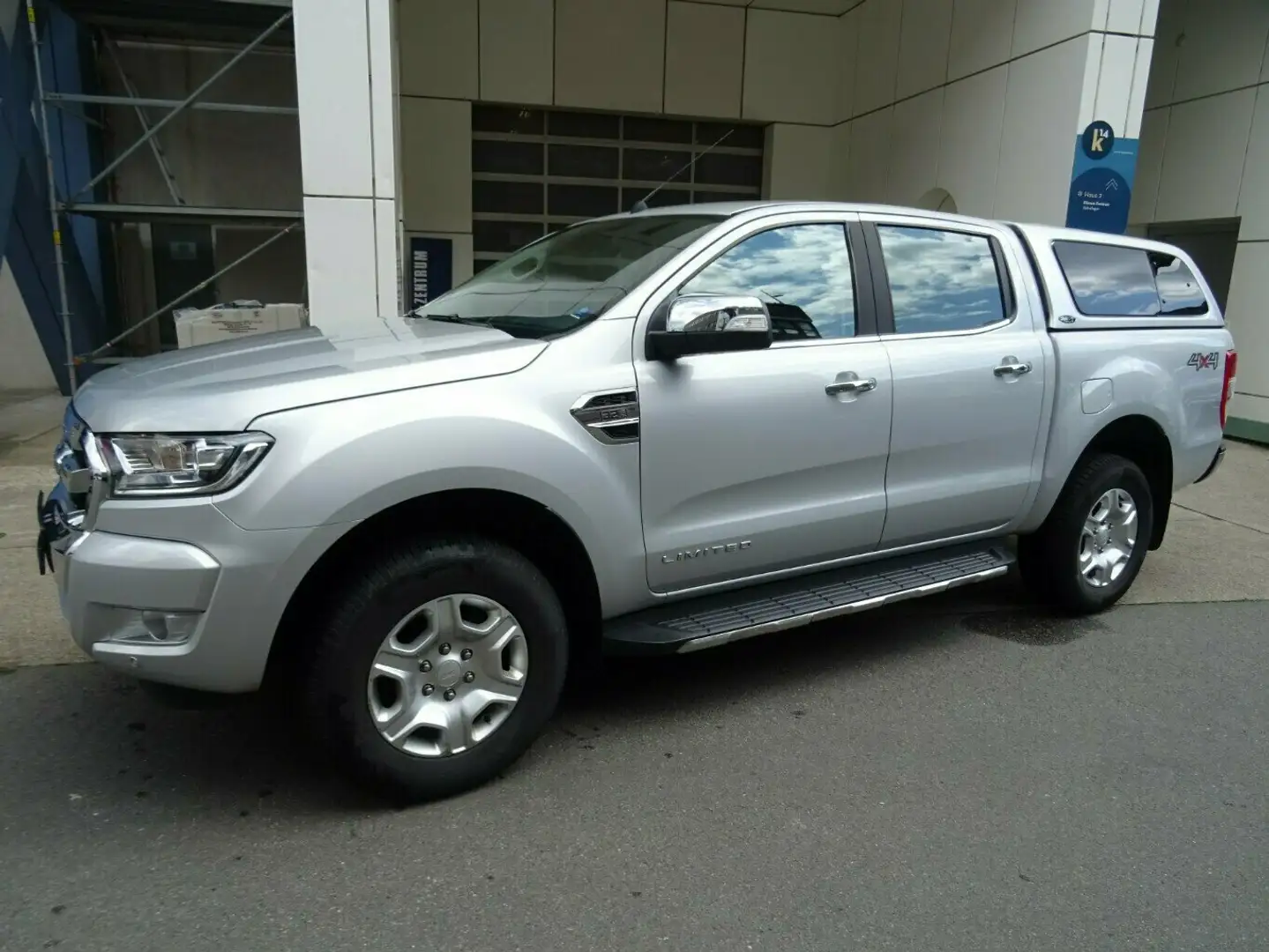 Ford Ranger 3,2 TDCI 4x4 Limited DoKa,Leder,AHK,Standh,Kamera Argent - 2