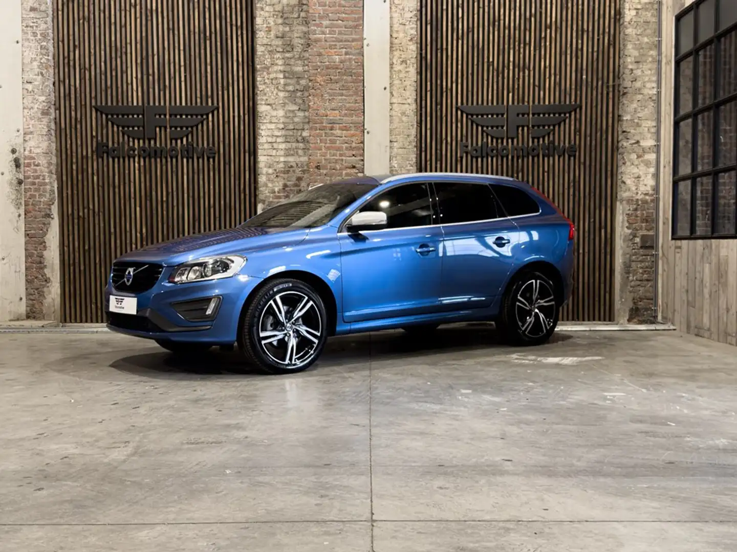 Volvo XC60 AUT*R-DESIGN*ZETELVERW.*BURSTING-BLUE*XENON* Blue - 2