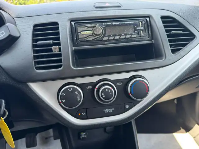 Kia Picanto view 9