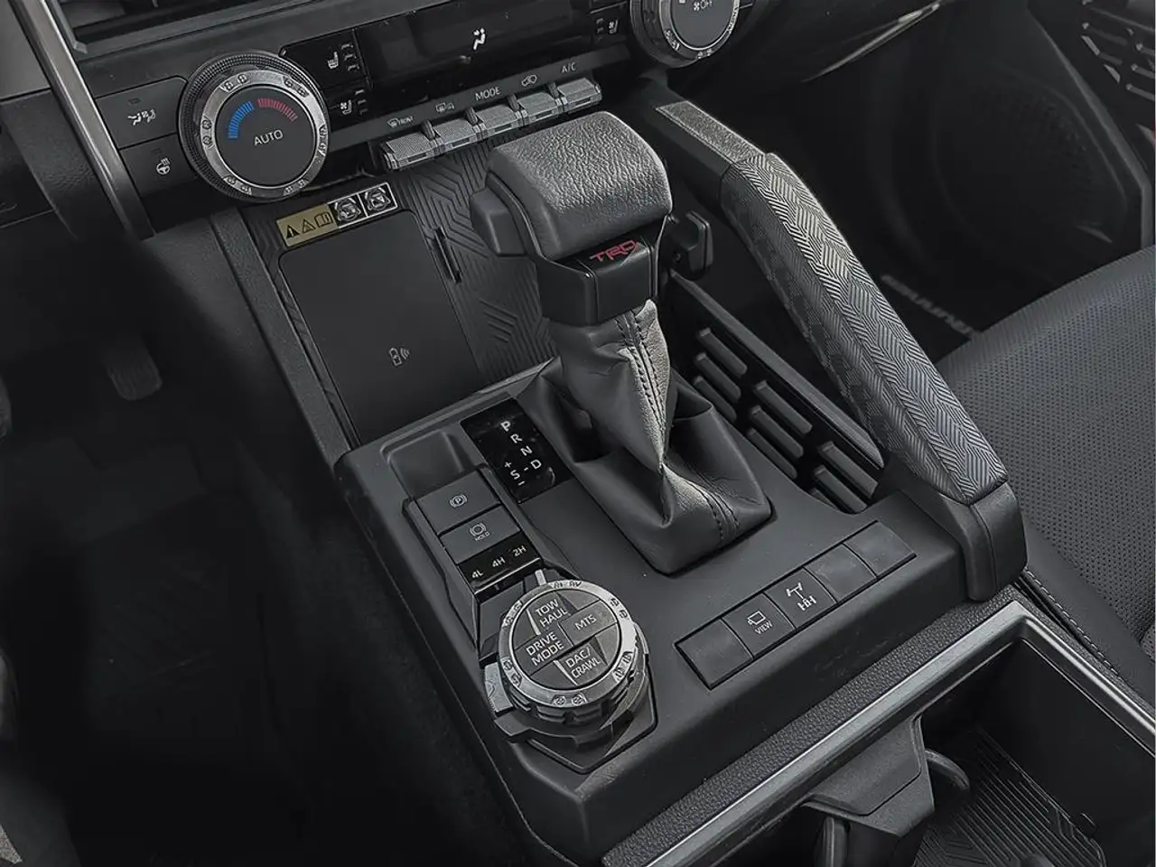 Toyota 4-Runner снимка Toyota 4-Runner