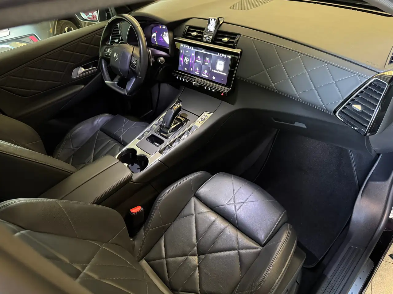DS Automobiles DS 7 Crossback 2023 — фото 11