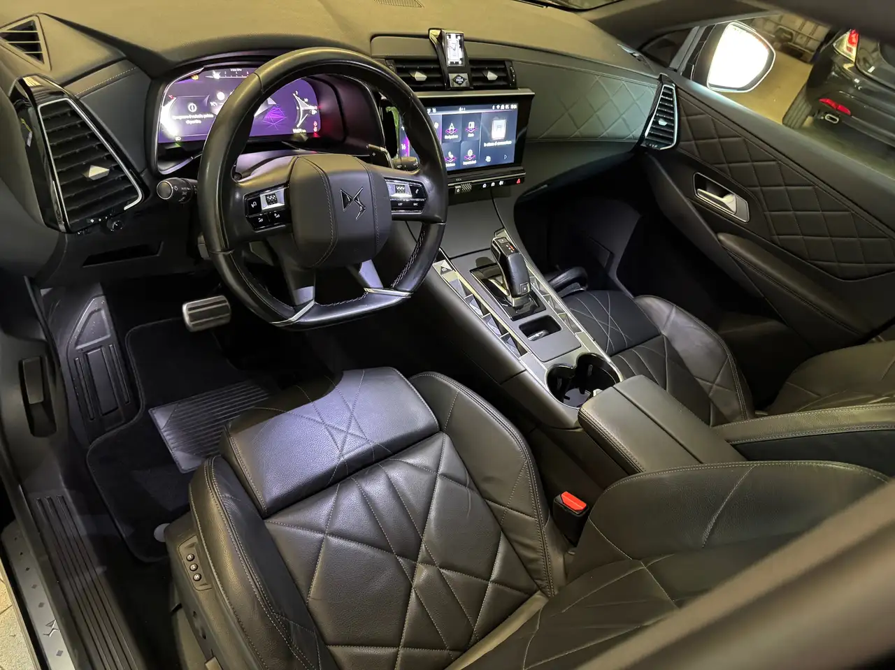DS Automobiles DS 7 Crossback 2023 — фото 14