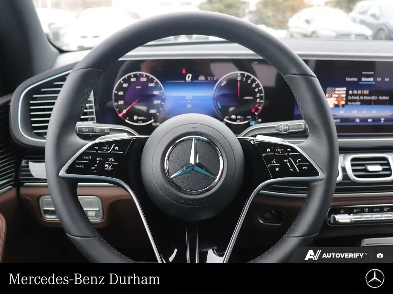 Mercedes-Benz GLE снимка Mercedes-Benz GLE