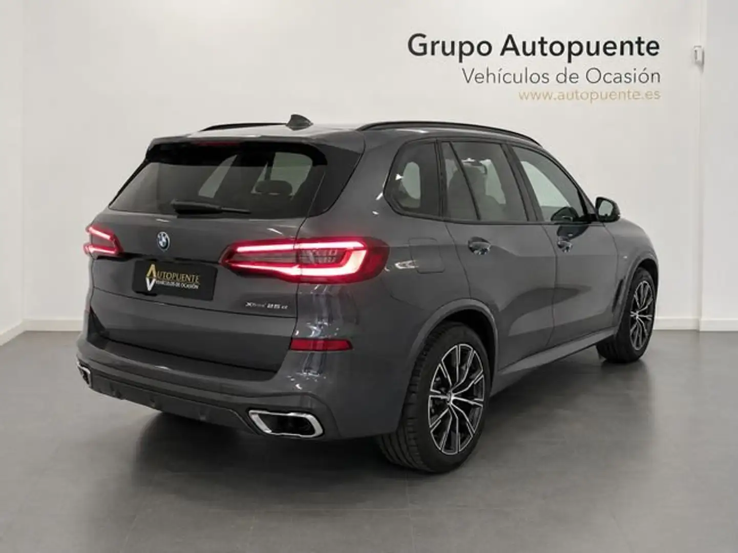 BMW X5 xDrive 45e Gris - 2
