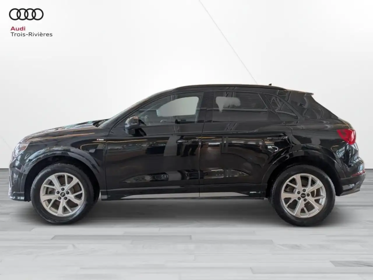 Audi Q3 снимка Audi Q3