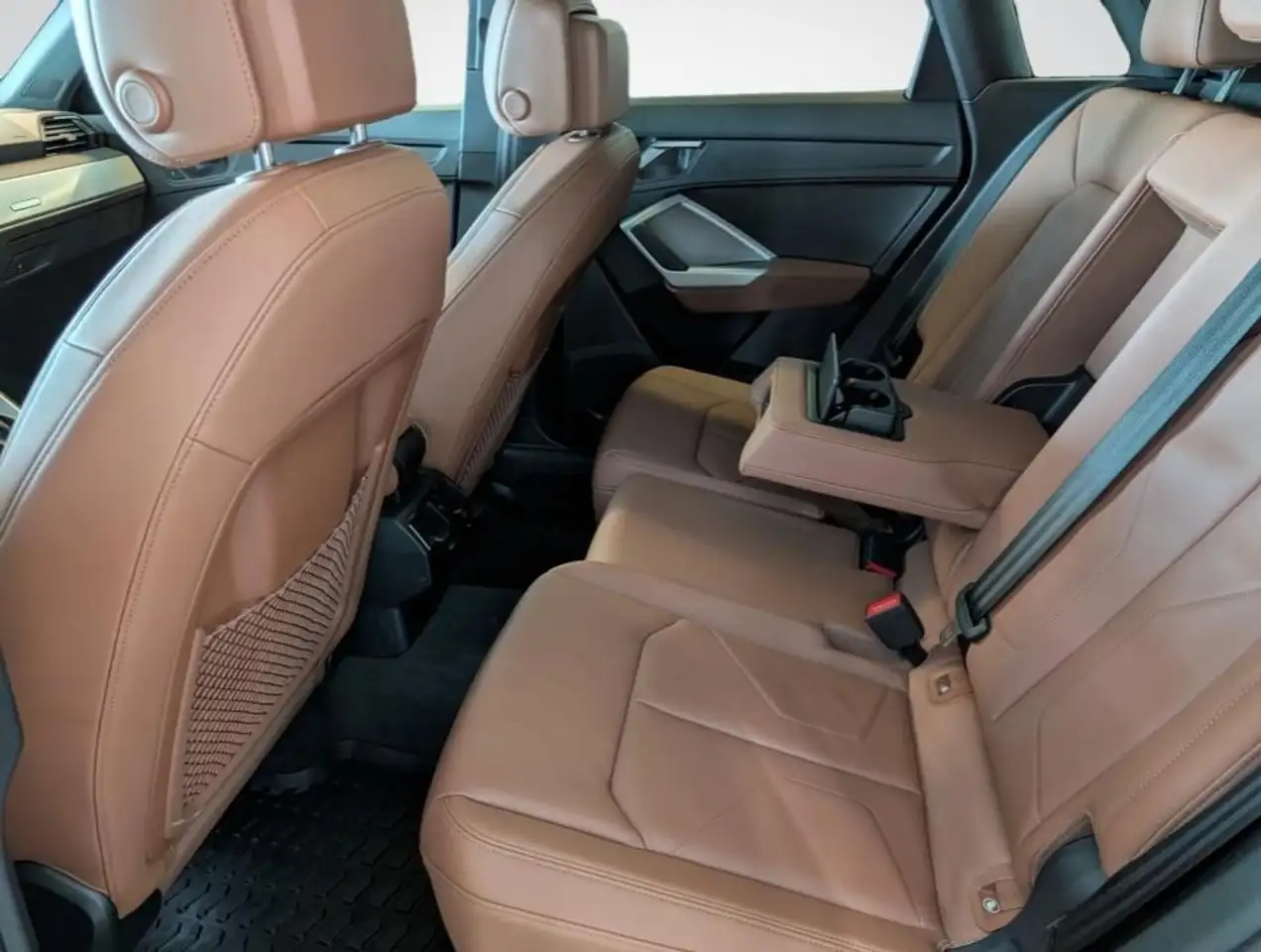 Audi Q3 снимка Audi Q3