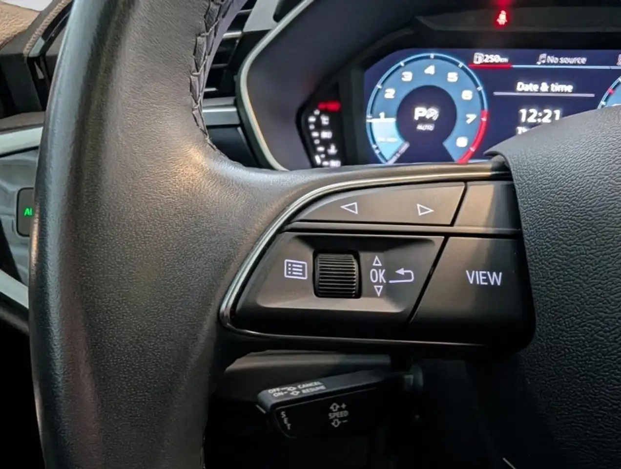 Audi Q3 снимка Audi Q3