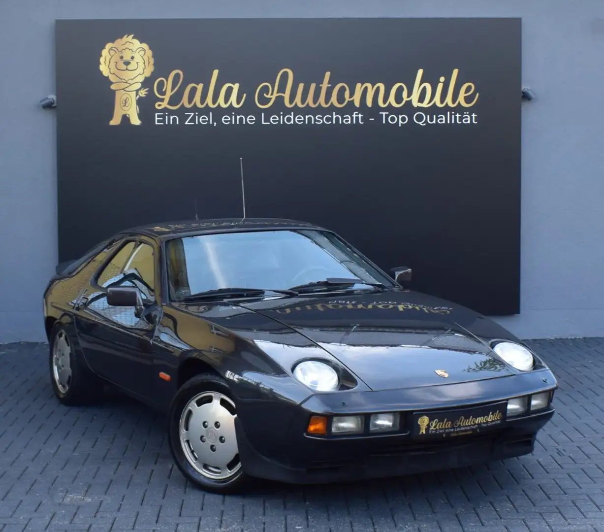Porsche 928 S V8 4.6 OLDTIMER VOLLLEDER SCHIEBEDACH ALU Schwarz - 2