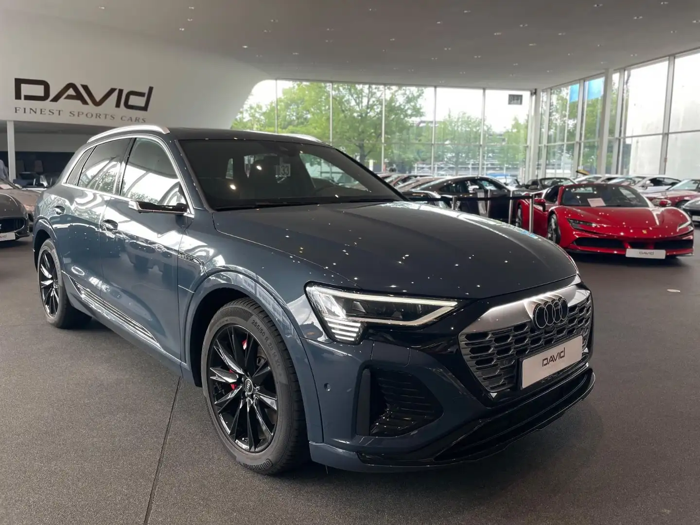Audi Q8 E-Tron S line *Head-Up*Sportsitze*VAT* Blau - 1