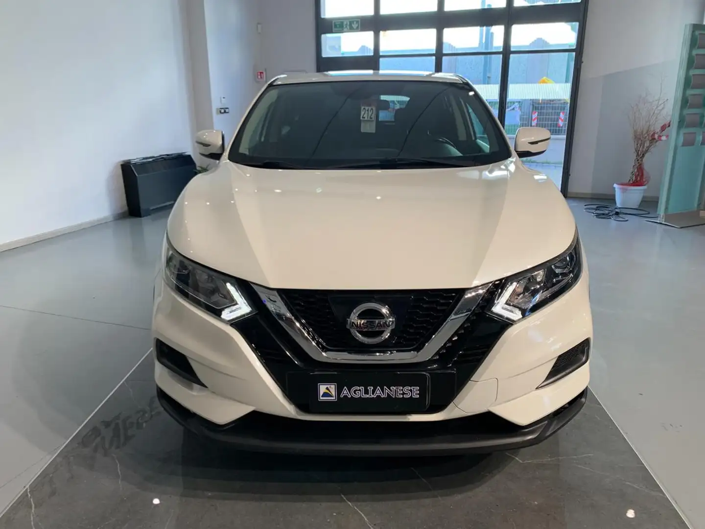 Nissan Qashqai 1.5 dCi Tekna+ Wit - 2