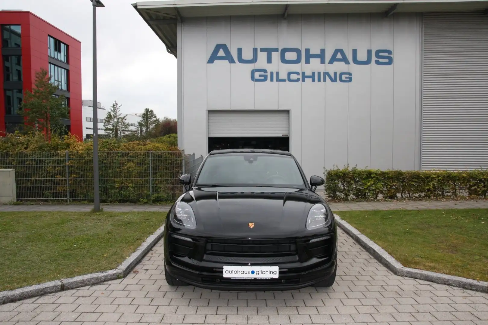 Porsche Macan Lederpaket*18 Wege*PDLS+*Kamera*20"Spyder Schwarz - 1